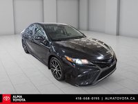 2022 Toyota Camry SE HYBRID-2