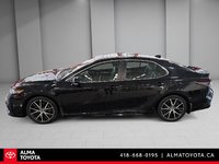 2022 Toyota Camry SE HYBRID-7