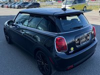 MINI 3 Door Cooper SE 2023-4