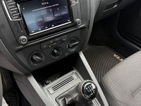 2016 Volkswagen Jetta Sedan Trendline-4