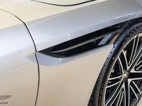 Aston Martin DB12 V8 Coupe 2024-5