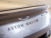 Aston Martin DB12 V8 Coupe 2024-4