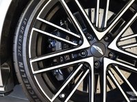 Aston Martin DB12 V8 Coupe 2024-7