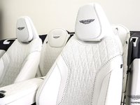 Aston Martin DB12 V8 Volante 2025-4