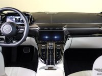 2025 Aston Martin Vantage Coupe-2