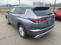 Mitsubishi Outlander SE 2024-5