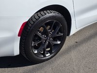 2024 Chrysler Pacifica Touring-L-4