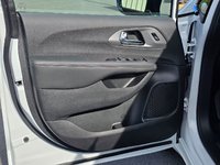 Chrysler Pacifica SELECT AWD 2026-5