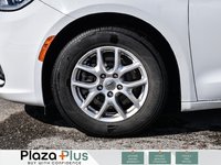 2022 Chrysler Pacifica Touring L-4