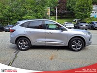 2023 Ford Escape ST-Line-3