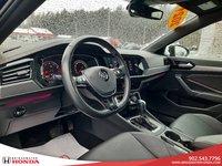 Volkswagen Jetta Highline 2021-1