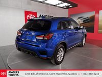 Mitsubishi RVR SEL 4WD 2023-5