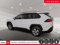 Toyota RAV4 XLE 2022-6