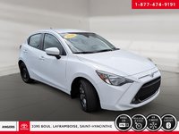 2020 Toyota Yaris Hatchback XLE-2