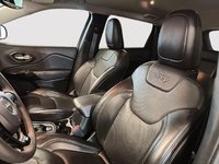 Jeep Cherokee Altitude 2023-7