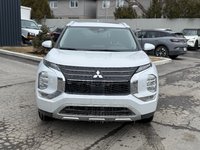 2023 Mitsubishi Outlander SE AWD-2