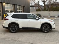 2024 Nissan Rogue SV AWD-4