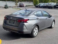 Nissan Versa S 2022-4