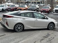 Toyota Prius Prime UPGRADE 2020-3