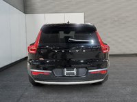 Volvo XC40 Momentum 2022-2