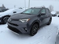 Toyota RAV4 SE 2016-0