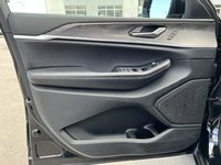 2023 Jeep Grand Cherokee Limited 4X4-6