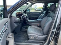 Kia EV9 Land AWD w/ Plus Package 2026-7