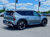 2026 Kia EV9 Land AWD w/ Plus Package-2