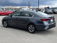 2021 Kia Forte EX IVT-1