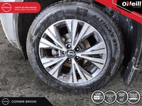 2023 Nissan Rogue SV Moonroof-5