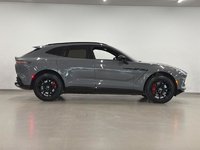 Aston Martin DBX  2021-2