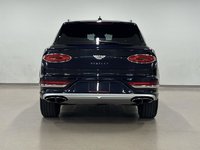 Bentley Bentayga EWB 2023-4