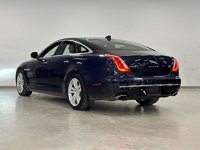 2017 Jaguar XJ 3.0L V6 AWD Portfolio-5