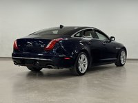 2017 Jaguar XJ 3.0L V6 AWD Portfolio-7
