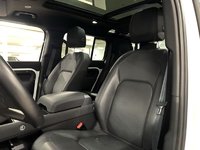 2023 Land Rover Defender 110 P300 S-7