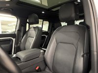 Land Rover Defender 130 P400 SE (2) 2023-7