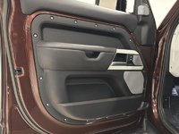 Land Rover Defender 130 P400 First Edition (2) 2023-6