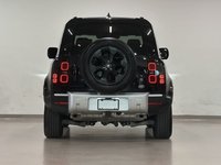 Land Rover Defender 90 P300 S 2023-6