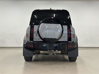 2024 Land Rover Defender 110 P500 SE-4