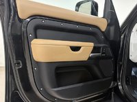 Land Rover Defender 110 P400 X-Dynamic SE 2025-6