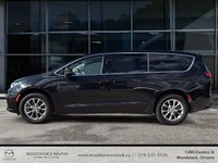 2023 Chrysler Pacifica Touring L-4