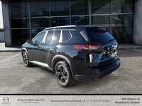 2024 Nissan Rogue SV Moonroof-3