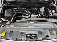 2022 Ram 1500 Classic SLT CREW CAB 4X4 // V8-7