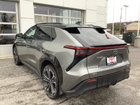 25 Toyota BZ4X XLE-5