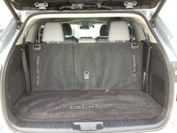 2022 Toyota HIGHLANDER Hybrid XLE-4