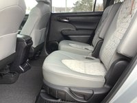 2022 Toyota HIGHLANDER Hybrid XLE-5