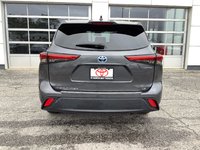 2023 Toyota HIGHLANDER Hybrid LE-3