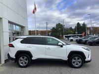 2022 Toyota RAV XLE-3