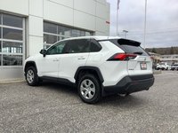 2022 Toyota RAV4 LE-6