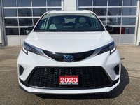 2023 Toyota SIENNA-2